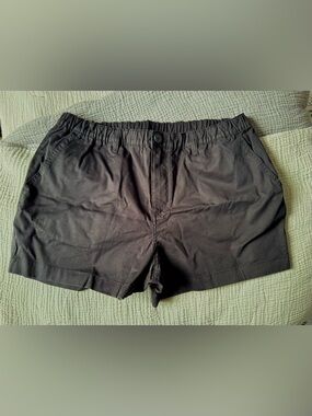 chubbies Black Flat-Front Men's Shorts